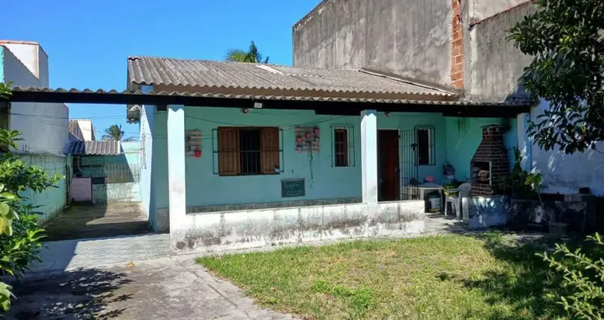 Casa para Venda em Itanhaém, Luizamar Mirim, 2 dormitórios, 1 banheiro, 3 vagas