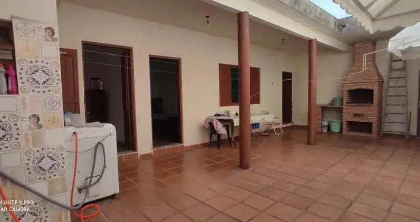 Casa para Venda em Itanhaém, Suarão, 2 dormitórios, 1 banheiro, 3 vagas