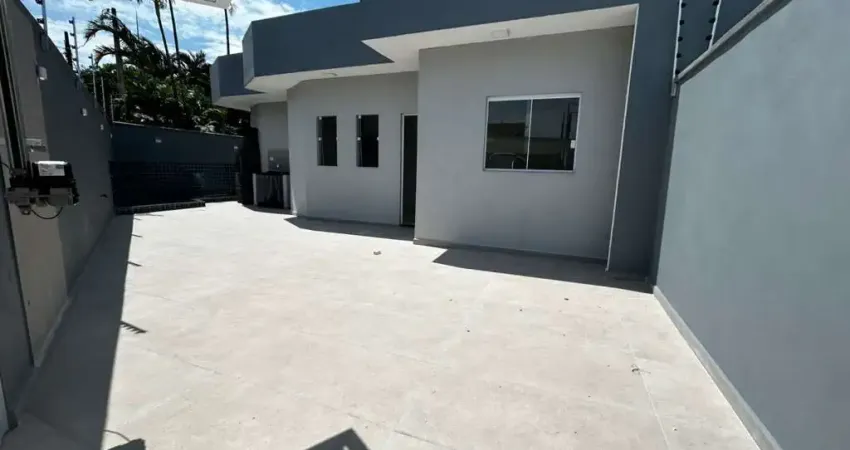 Casa para venda em itanhaém, jardim magalhães, 2 dormitórios, 1 suíte, 1 banheiro, 2 vagas