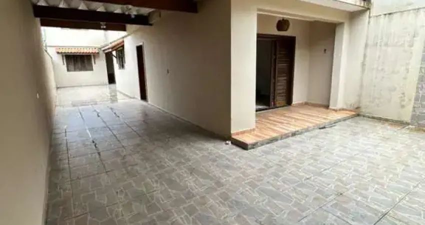 Casa para venda em itanhaém, praia dos sonhos, 4 dormitórios, 2 suítes, 2 banheiros, 6 vagas