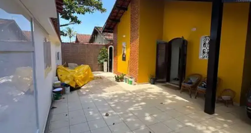 Casa para Venda em Itanhaém, Nova Itanhaém, 3 dormitórios, 1 suíte, 2 banheiros, 4 vagas