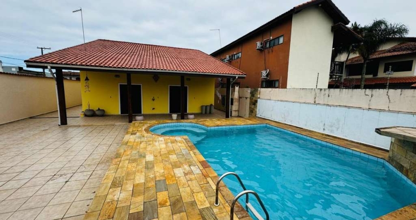 Casa para Venda em Itanhaém, Cibratel 2, 3 dormitórios, 1 suíte, 1 banheiro, 10 vagas