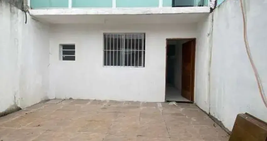 Sobrado para Venda em Itanhaém, Jardim das Palmeiras, 2 dormitórios, 2 suítes, 1 banheiro, 2 vagas