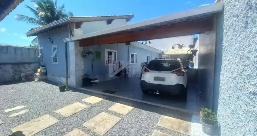 Casa para Venda em Itanhaém, Luiza Mar, 3 dormitórios, 1 suíte, 1 banheiro, 4 vagas