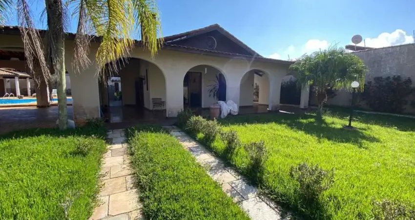Casa Alto Padrão para Venda em Itanhaém, Santa Julia, 6 dormitórios, 5 suítes, 1 banheiro, 12 vagas