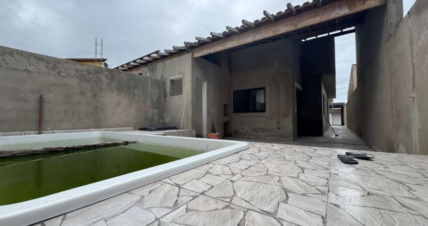 Casa à venda no Jardim Grandesp, Itanhaém 