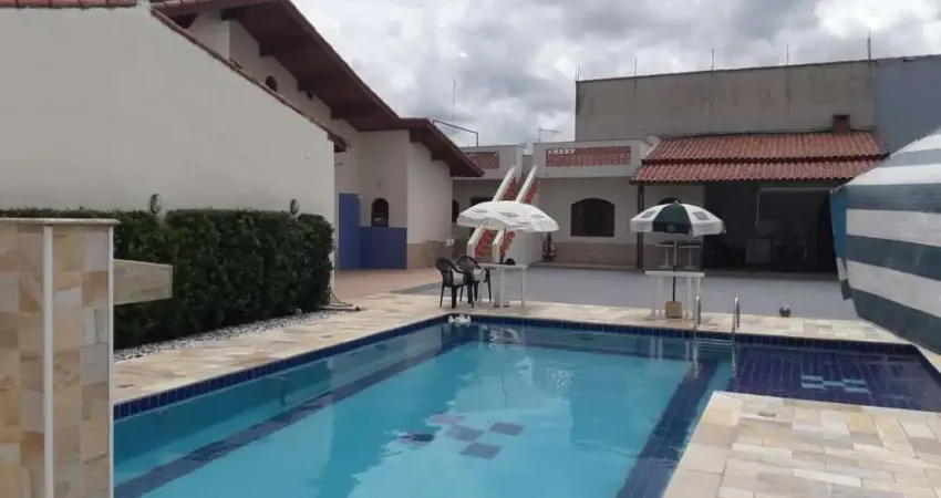 Casa Alto Padrão para Venda em Itanhaém, Jardim Grandesp, 3 dormitórios, 1 suíte, 2 banheiros, 1 vaga