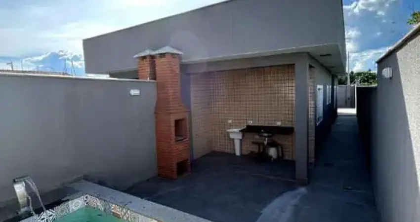 Casa para Venda em Itanhaém, Jardim Guacyra, 2 dormitórios, 1 suíte, 1 banheiro, 2 vagas
