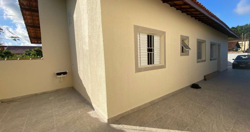 Casa para Venda em Itanhaém, Jardim Diplomata, 2 dormitórios, 1 banheiro, 2 vagas