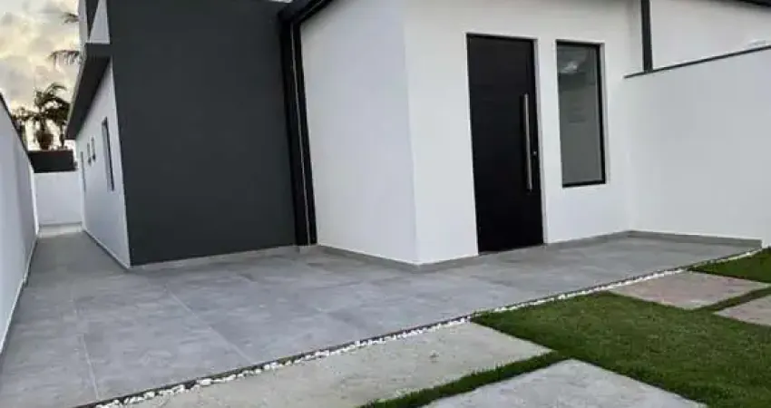 Casa para Venda em Itanhaém, Jardim Regina, 2 dormitórios, 2 suítes, 4 banheiros, 3 vagas