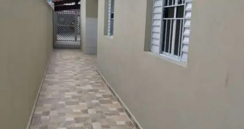 Casa para Venda em Mongaguá, Jussara, 2 dormitórios, 1 suíte, 1 banheiro, 2 vagas