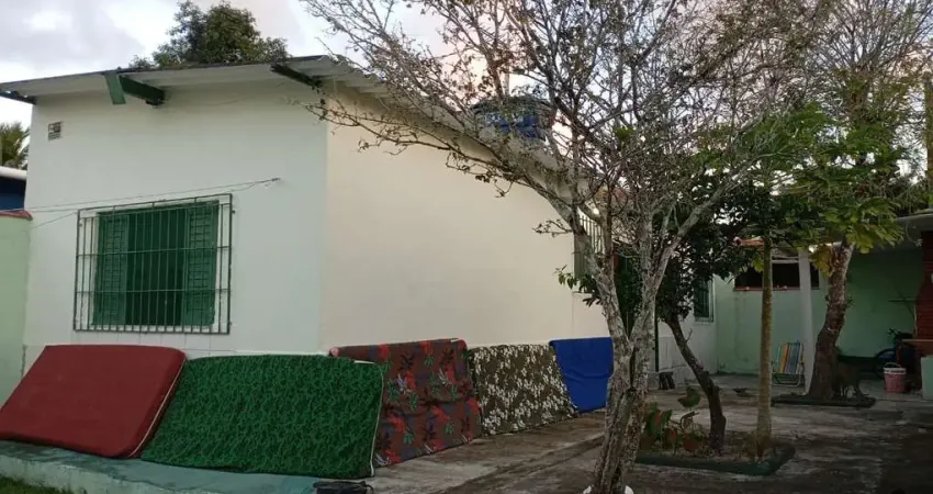 Casa para Venda em Itanhaém, Balneário Gaivota, 2 dormitórios, 1 banheiro, 2 vagas