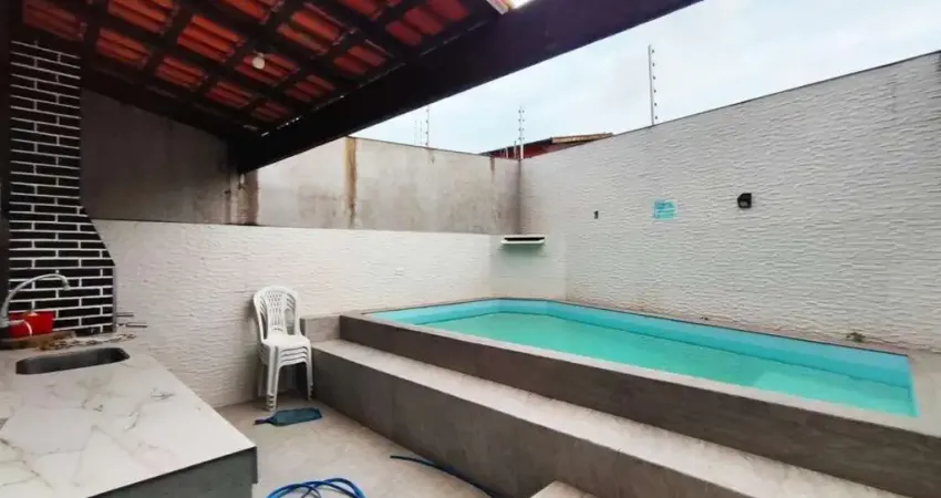 Casa para Venda em Itanhaém, Jardim das Palmeiras, 2 dormitórios, 1 suíte, 1 banheiro, 2 vagas