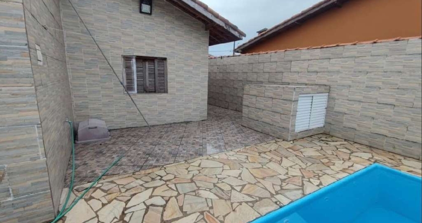 Casa para Venda em Itanhaém, Jardim das Palmeiras, 3 dormitórios, 1 suíte, 1 banheiro, 4 vagas