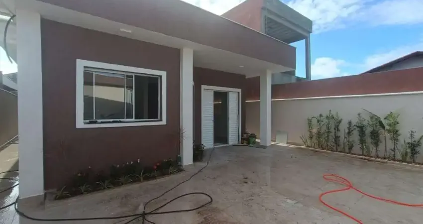 Casa para Venda em Itanhaém, Jardim das Palmeiras, 3 dormitórios, 1 suíte, 2 banheiros, 3 vagas