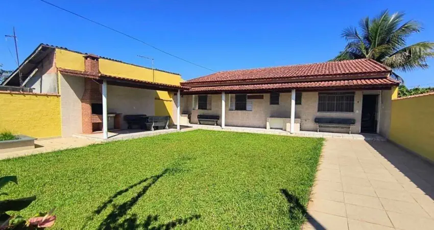 Casa para Venda em Itanhaém, Jardim Regina, 2 dormitórios, 2 banheiros, 5 vagas