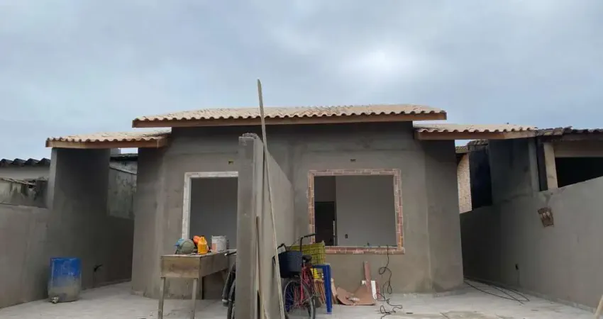Casa para Venda em Itanhaém, Jardim Grandesp, 2 dormitórios, 1 suíte, 1 banheiro, 2 vagas