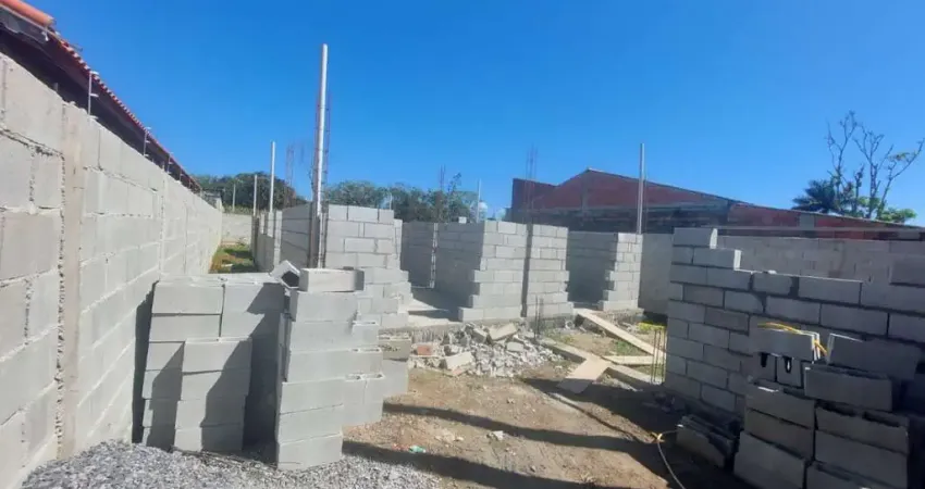 Casa para venda em itanhaém, são pedro, 2 dormitórios, 1 suíte, 1 banheiro, 2 vagas