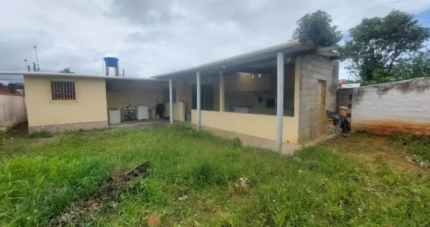Casa para venda em peruíbe, jardim caraminguava, 3 dormitórios, 2 suítes, 1 banheiro, 4 vagas