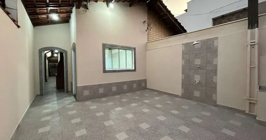 Casa para venda em mongaguá, vera cruz, 3 dormitórios, 1 suíte, 1 banheiro, 2 vagas