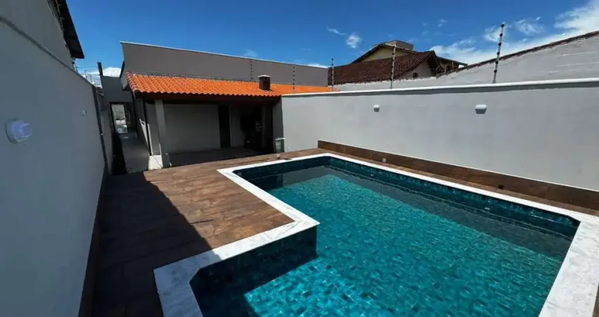 Casa para Venda em Itanhaém, Cibratel 2, 3 dormitórios, 1 suíte, 1 banheiro, 2 vagas