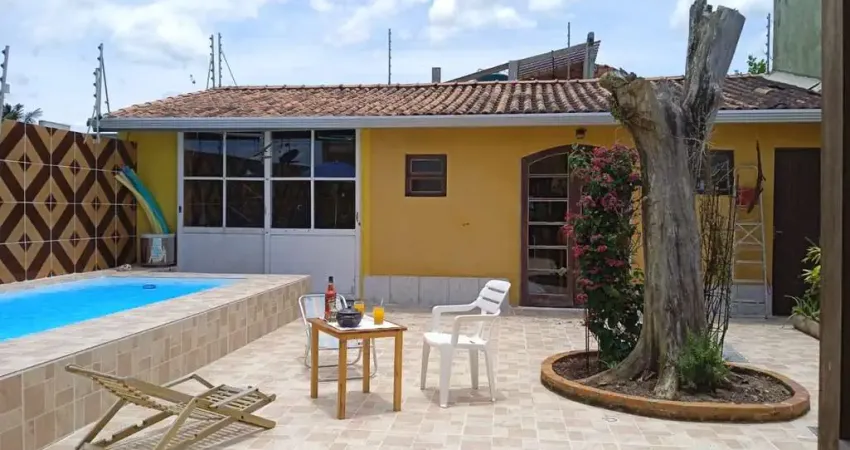 Casa para Venda em Itanhaém, Jardim Jamaica, 2 dormitórios, 3 banheiros, 3 vagas