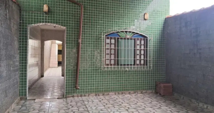 Casa para Venda em Mongaguá, Jussara, 2 dormitórios, 1 banheiro, 2 vagas