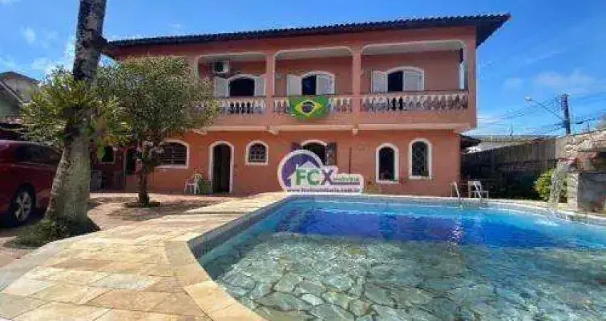 Casa para Venda em Itanhaém, Centro, 5 dormitórios, 1 suíte, 3 banheiros, 3 vagas