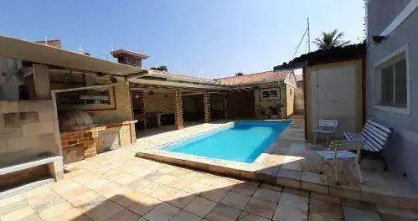 Casa para Venda em Itanhaém, Jardim Suarão, 6 dormitórios, 6 suítes, 1 banheiro, 7 vagas