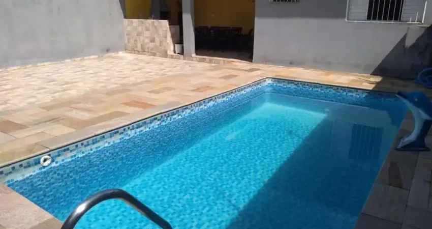 Casa para Venda em Itanhaém, Jardim Guacyra, 2 dormitórios, 1 suíte, 2 banheiros, 4 vagas