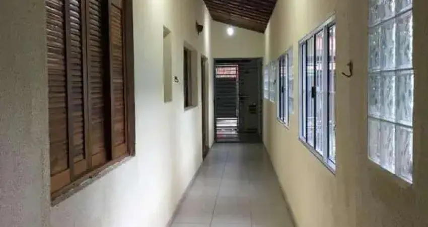 Casa para Venda em Itanhaém, Nova Itanhaém, 3 dormitórios, 2 suítes, 1 banheiro, 2 vagas