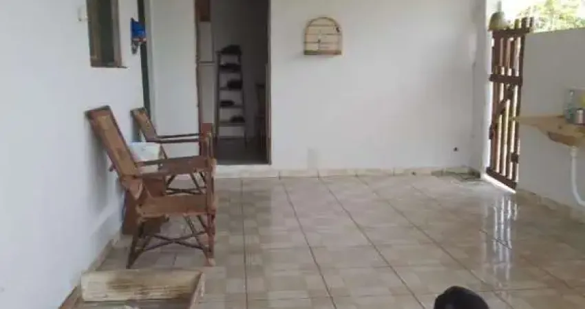 Casa para Venda em Itanhaém, Balneário Gaivotas, 1 dormitório, 1 banheiro, 3 vagas