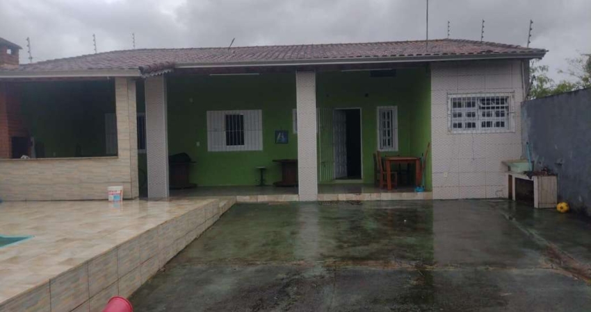 Casa para Venda em Itanhaém, Balneário Tupy, 2 dormitórios, 1 suíte, 1 banheiro, 10 vagas