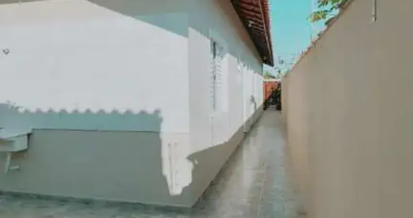 Casa para Venda em Itanhaém, Balneário Gaivotas, 2 dormitórios, 1 suíte, 1 banheiro, 2 vagas