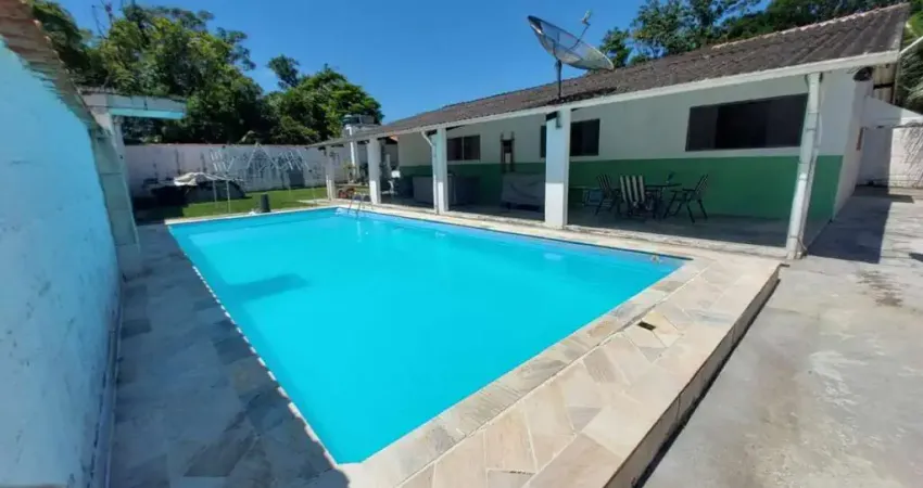 Casa para Venda em Itanhaém, Jardim Coronel, 3 dormitórios, 2 banheiros, 4 vagas