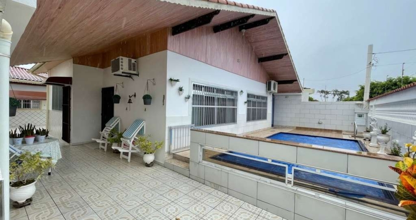 Casa para Venda em Itanhaém, Jardim Suarão, 3 dormitórios, 1 suíte, 1 banheiro, 2 vagas