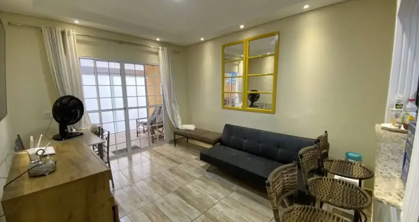 Casa para Venda em Itanhaém, Loty, 2 dormitórios, 1 banheiro, 2 vagas