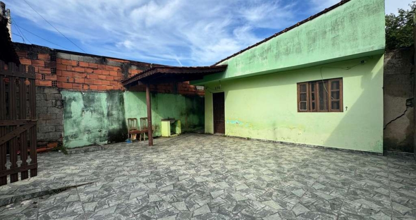 Casa para Venda em Itanhaém, Sabauna, 2 dormitórios, 1 banheiro, 2 vagas