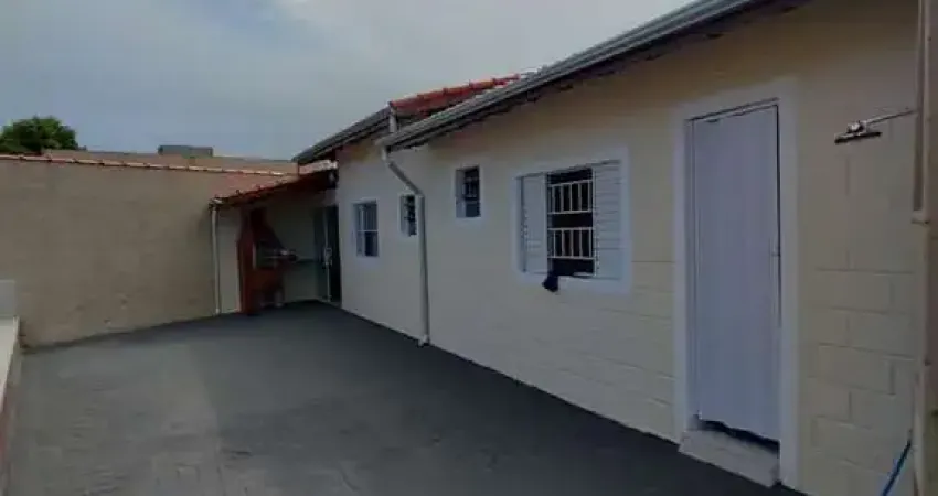Casa para Venda em Itanhaém, Jardim Suarão, 2 dormitórios, 2 banheiros, 4 vagas