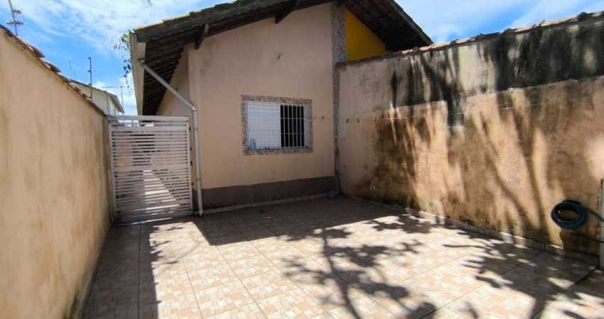 Casa para Venda em Itanhaém, Jardim Suarão, 2 dormitórios, 1 suíte, 1 banheiro, 2 vagas