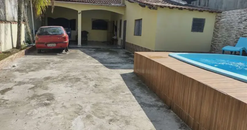 Casa para Venda em Itanhaém, Balneário Gaivotas, 2 dormitórios, 2 banheiros, 5 vagas