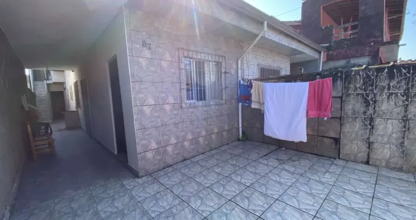 Casa para Venda em Itanhaém, Corumbá, 2 dormitórios, 1 suíte, 1 banheiro, 2 vagas