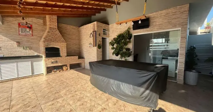 Casa para Venda em Itanhaém, Cibratel 2, 5 dormitórios, 1 suíte, 2 banheiros, 2 vagas