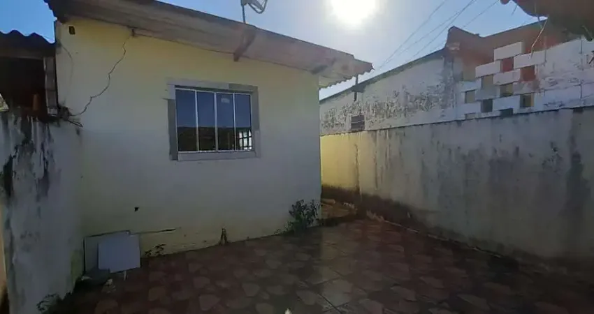 Casa para venda em itanhaém, umuarama, 1 dormitório, 1 banheiro, 1 vaga