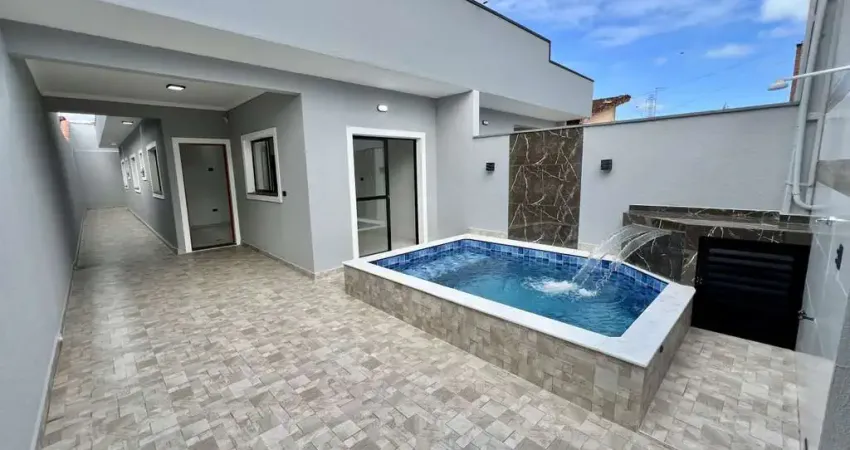 Casa para Venda em Mongaguá, Jardim Santana, 2 dormitórios, 1 suíte, 1 banheiro, 2 vagas