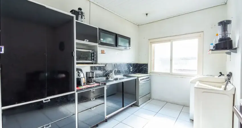 Terreno com duas casas à venda – Excelente oportunidade!