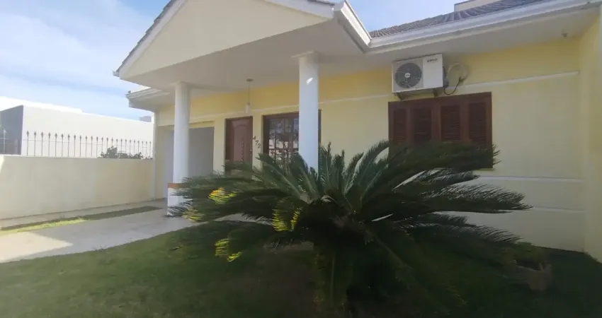 Casa térrea no vale ville com terreno amplo, piscina e área gourmet completa
