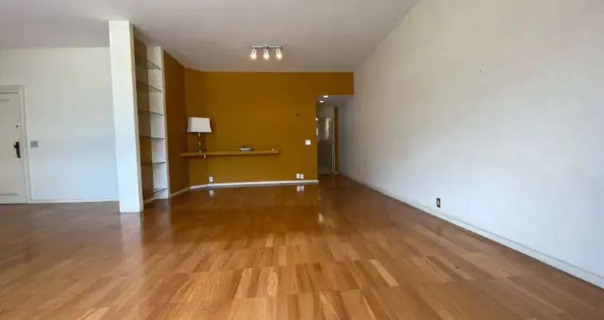 Apartamento para venda com 180 metros quadrados com 3 quartos em Copacabana - Rio de Janeiro - RJ