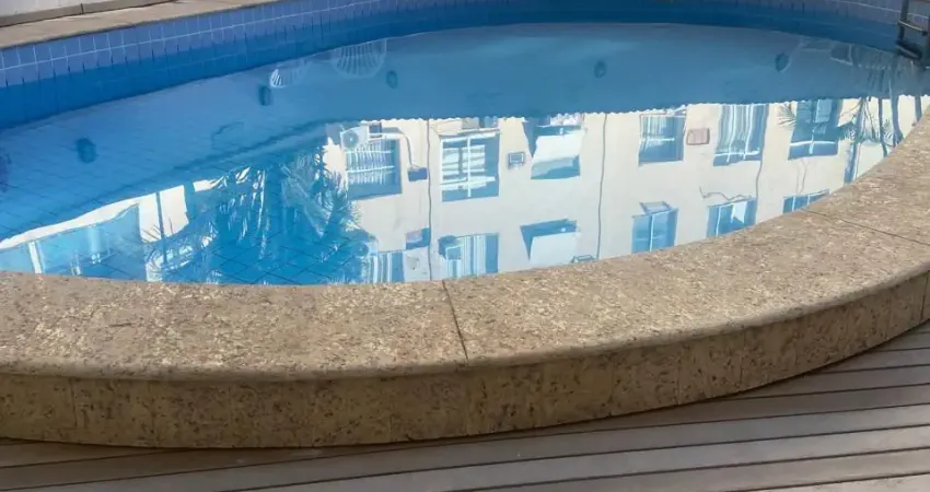 Maravilhosa cobertura duplex com direito  terrç podendo construir.