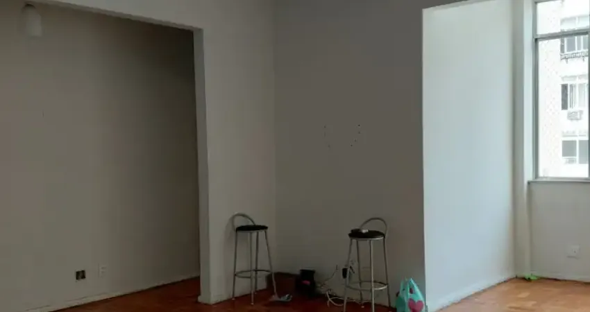 Vaga para alugar ponto nobre fundos claro silecioso estuda se deposito como fiança.